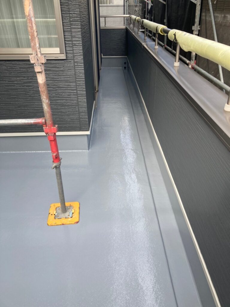 福岡県太宰府市 J様邸【住宅塗装】作業工程:ベランダ防水塗装 写真8