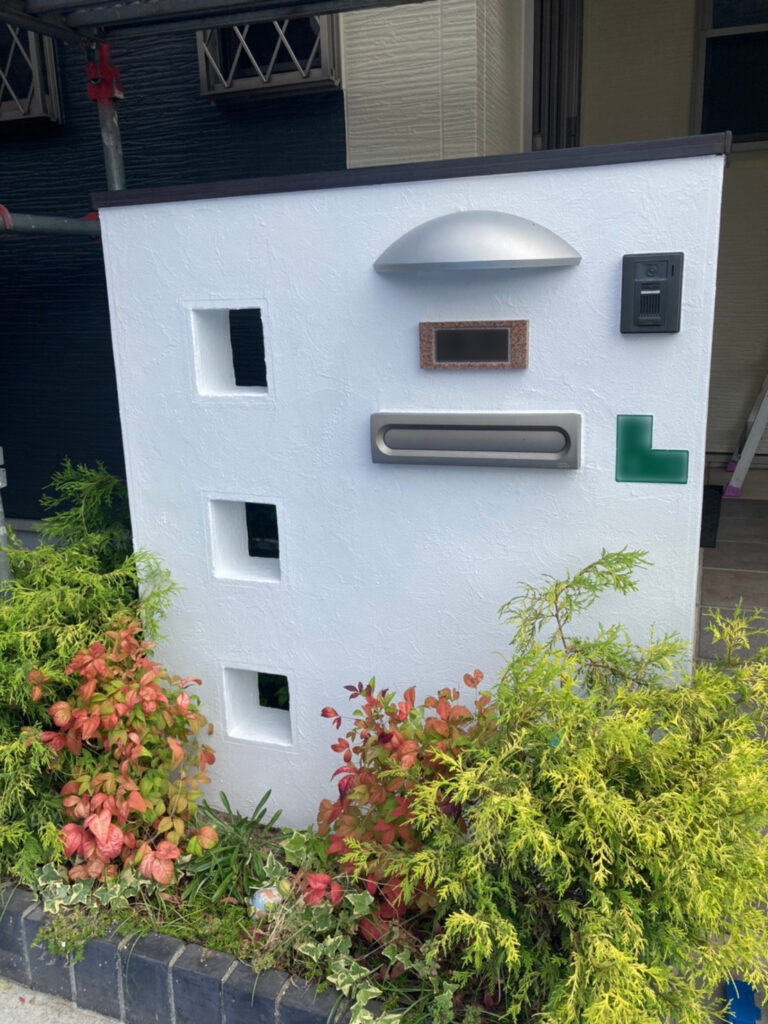 福岡県太宰府市 J様邸【住宅塗装】作業工程:基礎巾木塗装 塀塗装 写真16