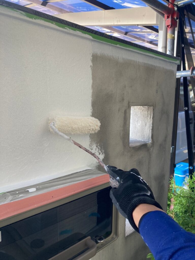 福岡県太宰府市 J様邸【住宅塗装】作業工程:基礎巾木塗装 塀塗装 写真13