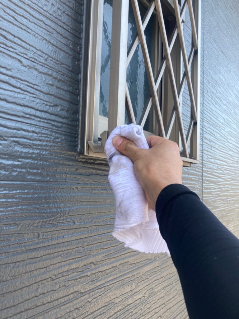 福岡県太宰府市 J様邸【住宅塗装】作業工程:物置塗装 タッチアップ 清掃 写真10