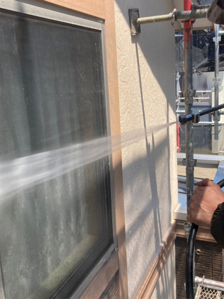 福岡県小郡市 I様邸【住宅塗装】作業工程:高圧洗浄 写真5