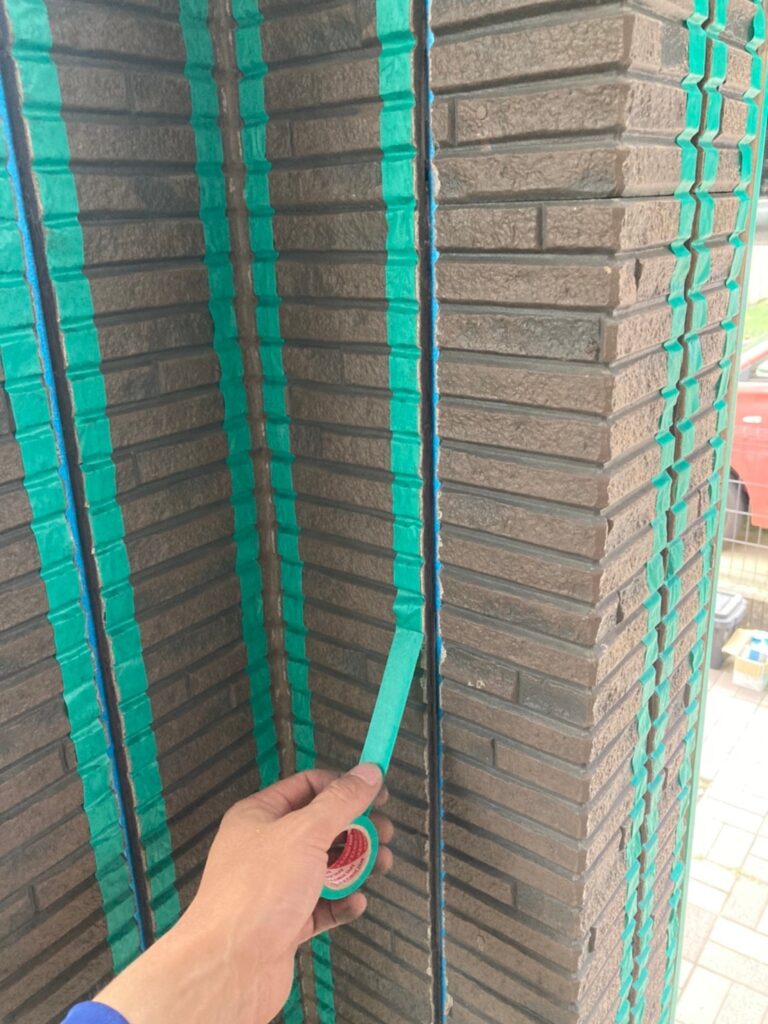 福岡県小郡市 I様邸【住宅塗装】作業工程:コーキング工事 写真6