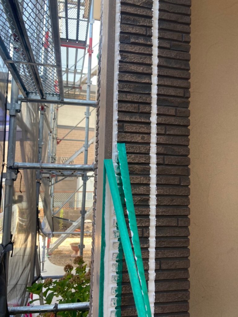 福岡県小郡市 I様邸【住宅塗装】作業工程:コーキング工事 写真24