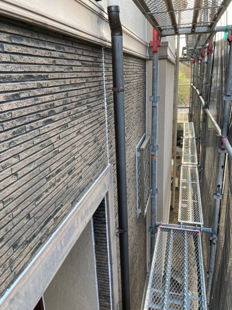 福岡県小郡市 I様邸【住宅塗装】作業工程:コーキング工事 写真29