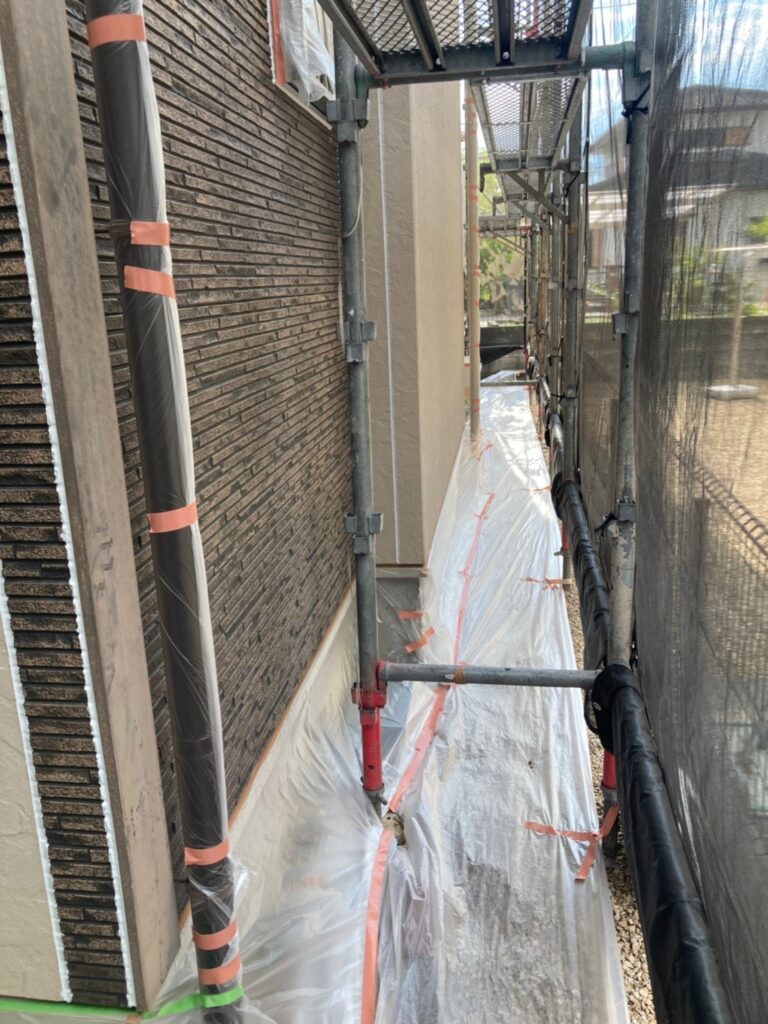 福岡県小郡市 I様邸【住宅塗装】作業工程:各所養生 写真8