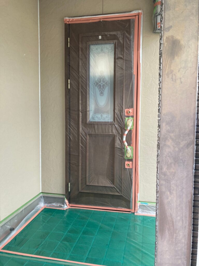 福岡県小郡市 I様邸【住宅塗装】作業工程:各所養生 写真7