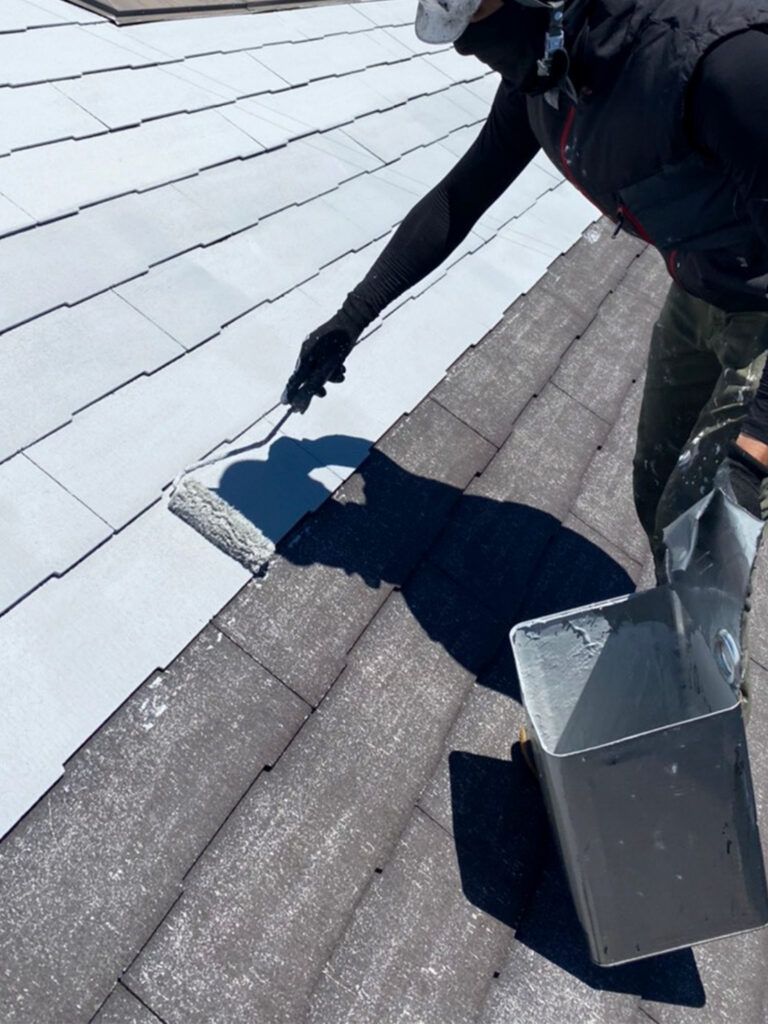 福岡県小郡市 I様邸【住宅塗装】作業工程:屋根塗装 写真3