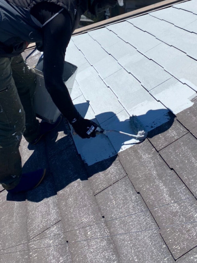 福岡県小郡市 I様邸【住宅塗装】作業工程:屋根塗装 写真4