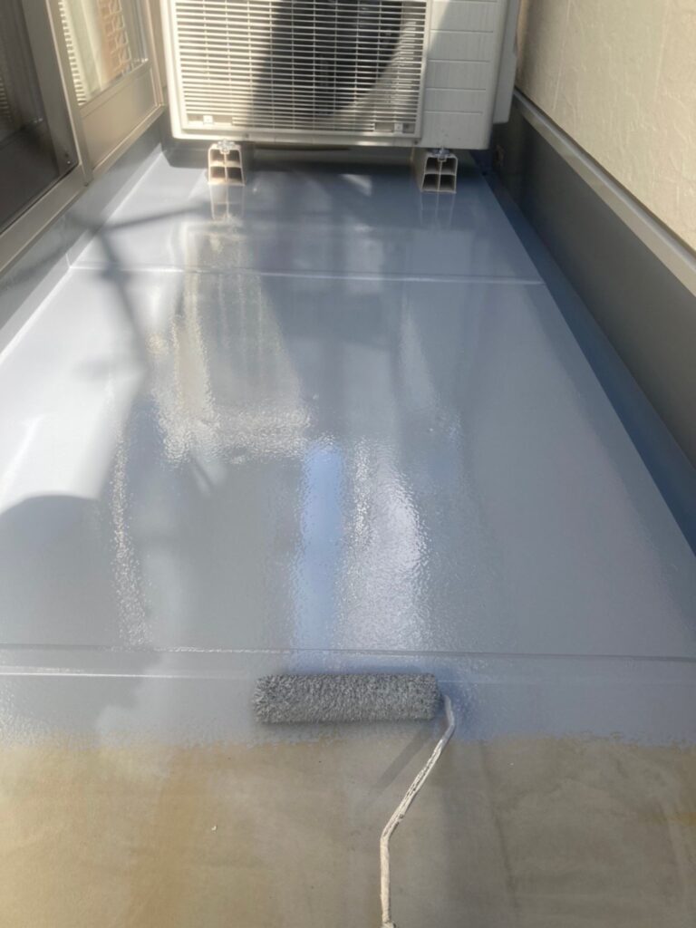 福岡県小郡市 I様邸【住宅塗装】作業工程:ベランダ防水塗装 写真4