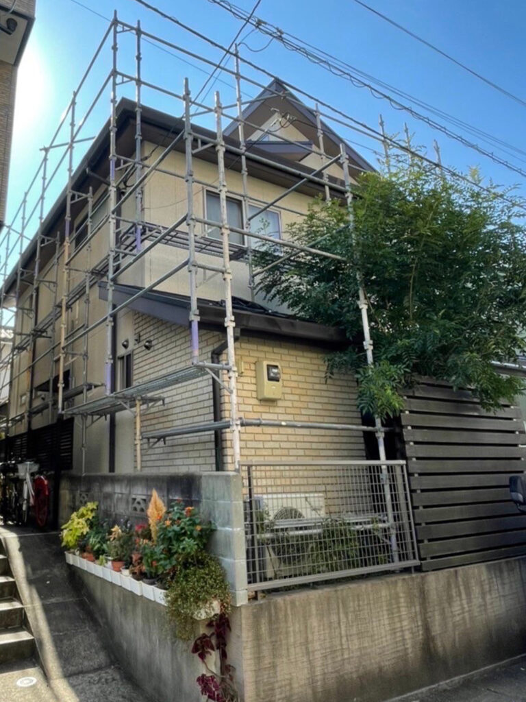 福岡県福岡市 N様邸【住宅塗装】作業工程:足場組立 写真2