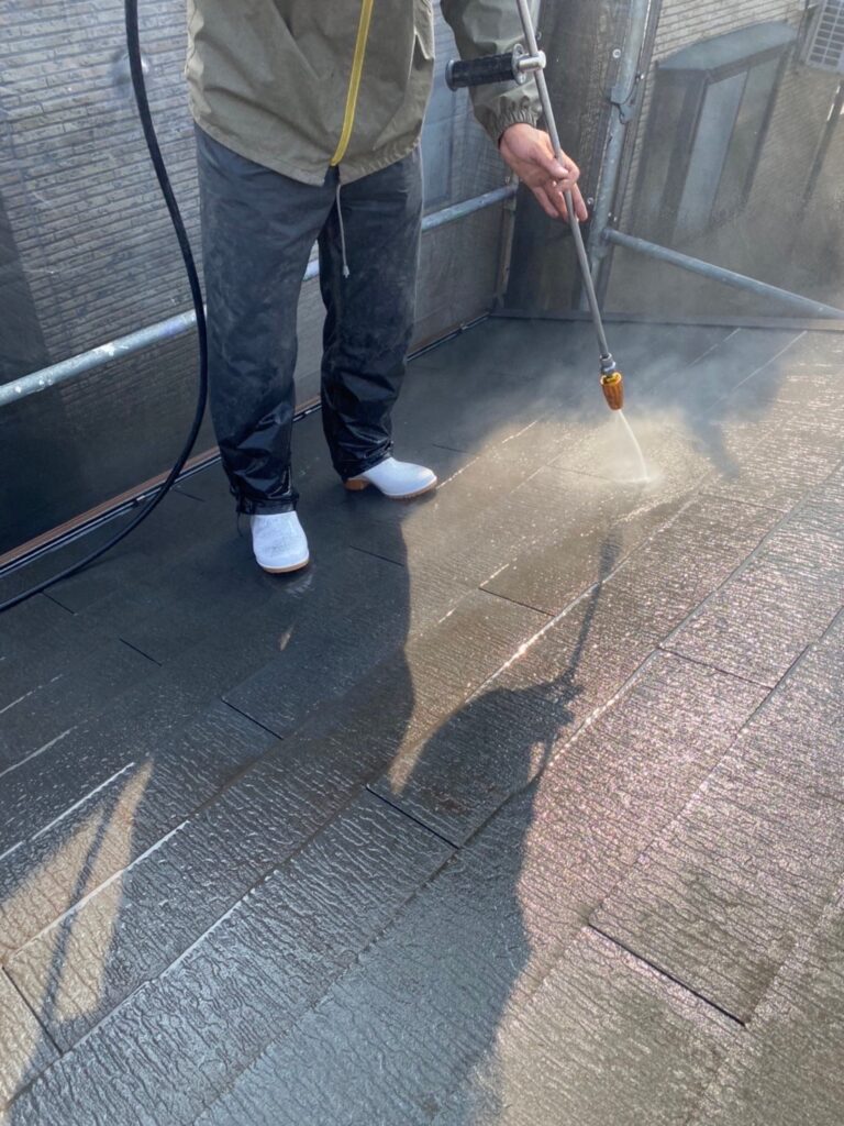 福岡県福岡市 N様邸【住宅塗装】作業工程:高圧洗浄 写真2