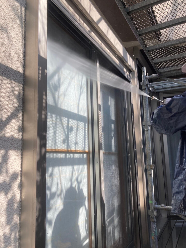 福岡県福岡市 N様邸【住宅塗装】作業工程:高圧洗浄 写真6