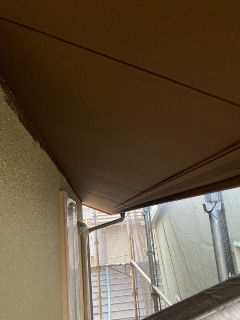 福岡県福岡市 N様邸【住宅塗装】作業工程:軒天塗装 写真6