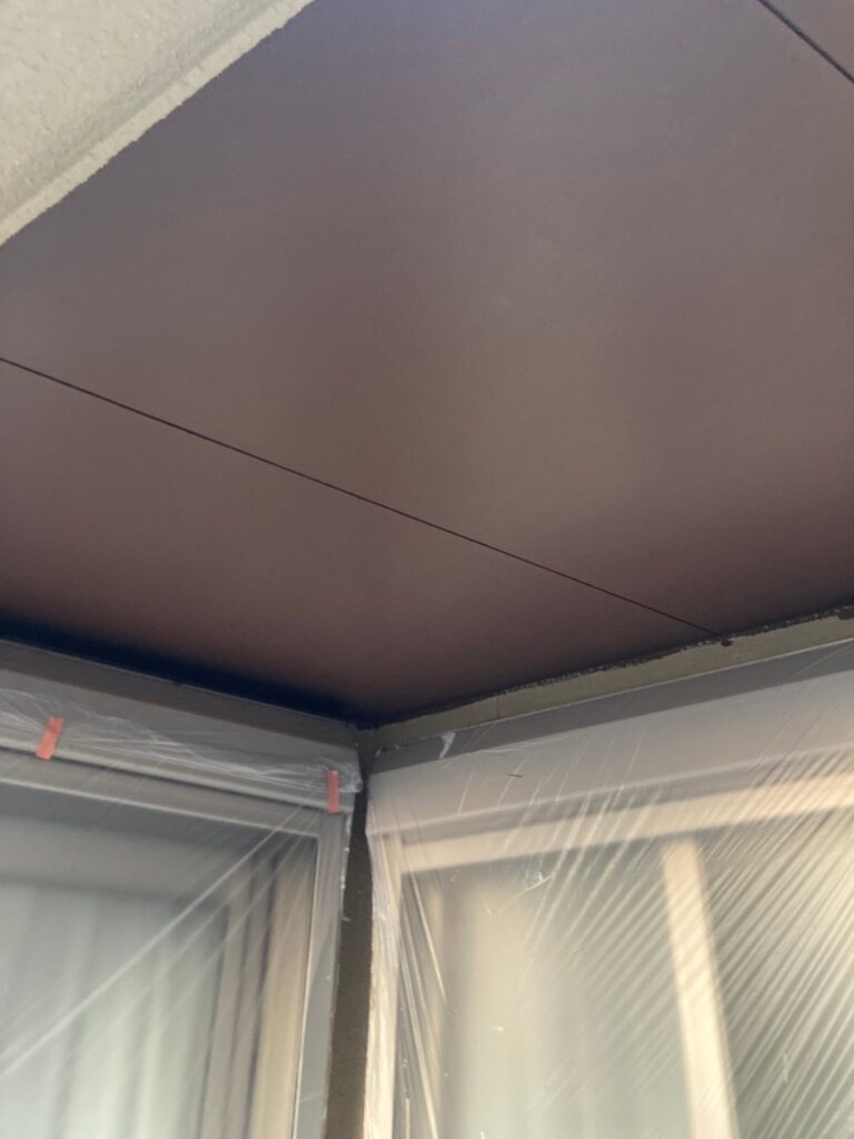 福岡県福岡市 N様邸【住宅塗装】作業工程:軒天塗装 写真8