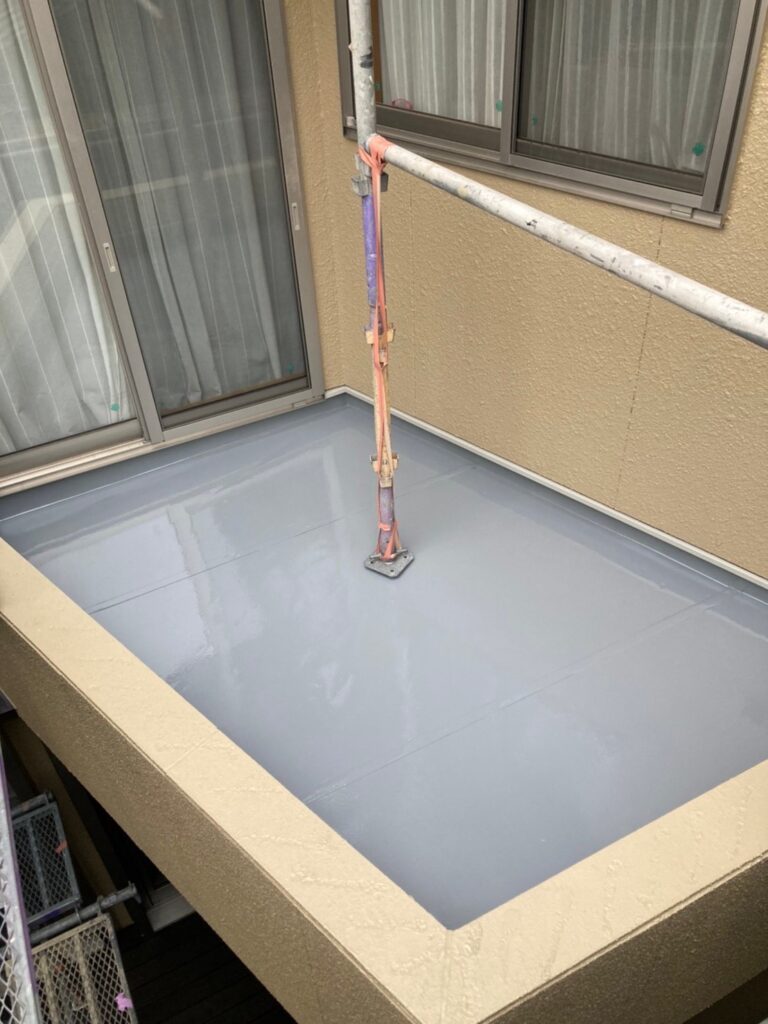 福岡県福岡市 N様邸【住宅塗装】作業工程:ベランダ防水塗装 写真7