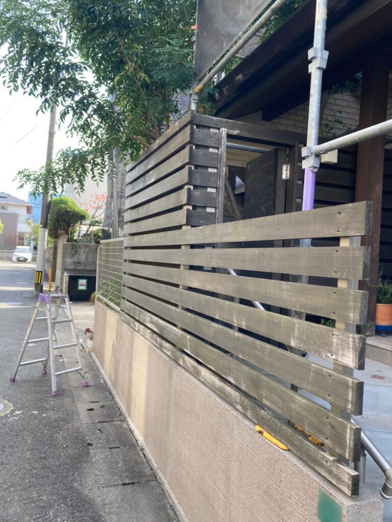 福岡県福岡市 N様邸【住宅塗装】作業工程:木部塗装 写真2