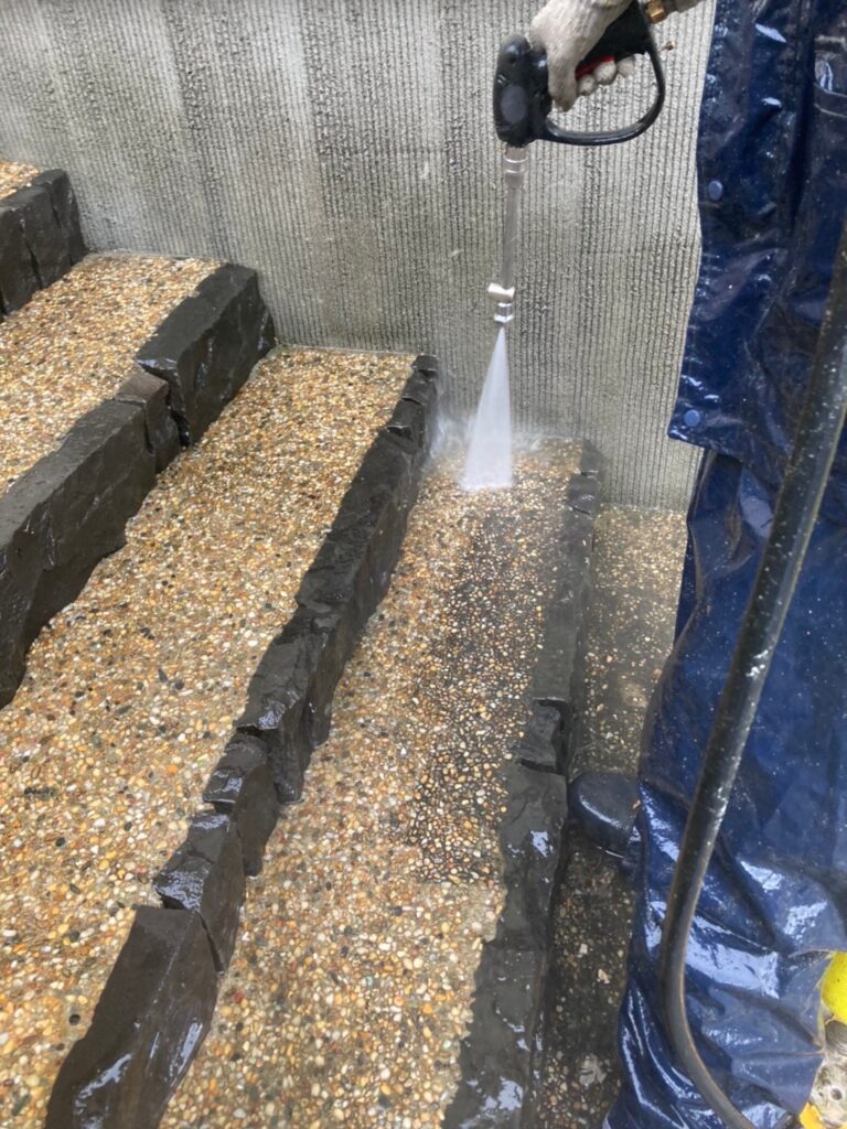 福岡県福岡市城南区 H様邸【住宅塗装】作業工程：高圧洗浄 写真11