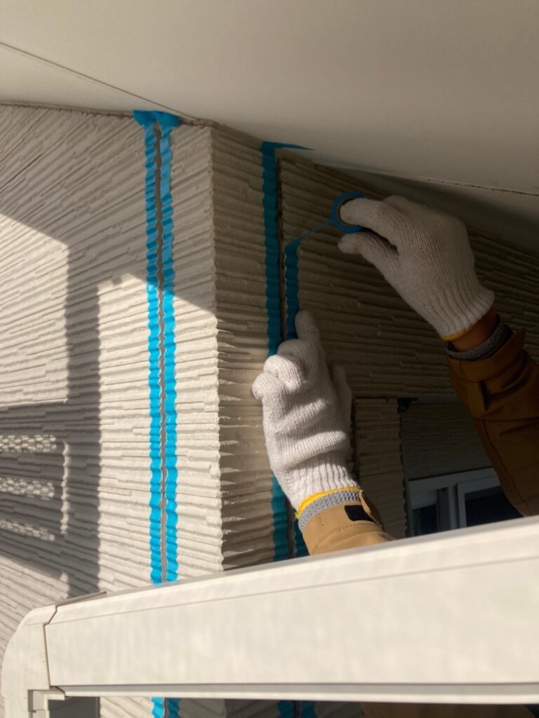 福岡県福岡市城南区 H様邸【住宅塗装】作業工程：コーキング工事 写真7