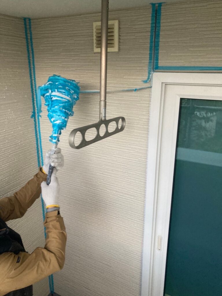 福岡県福岡市城南区 H様邸【住宅塗装】作業工程：コーキング工事 写真22