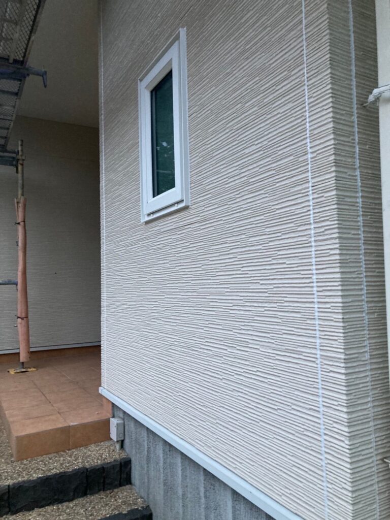 福岡県福岡市城南区 H様邸【住宅塗装】作業工程：コーキング工事 写真34