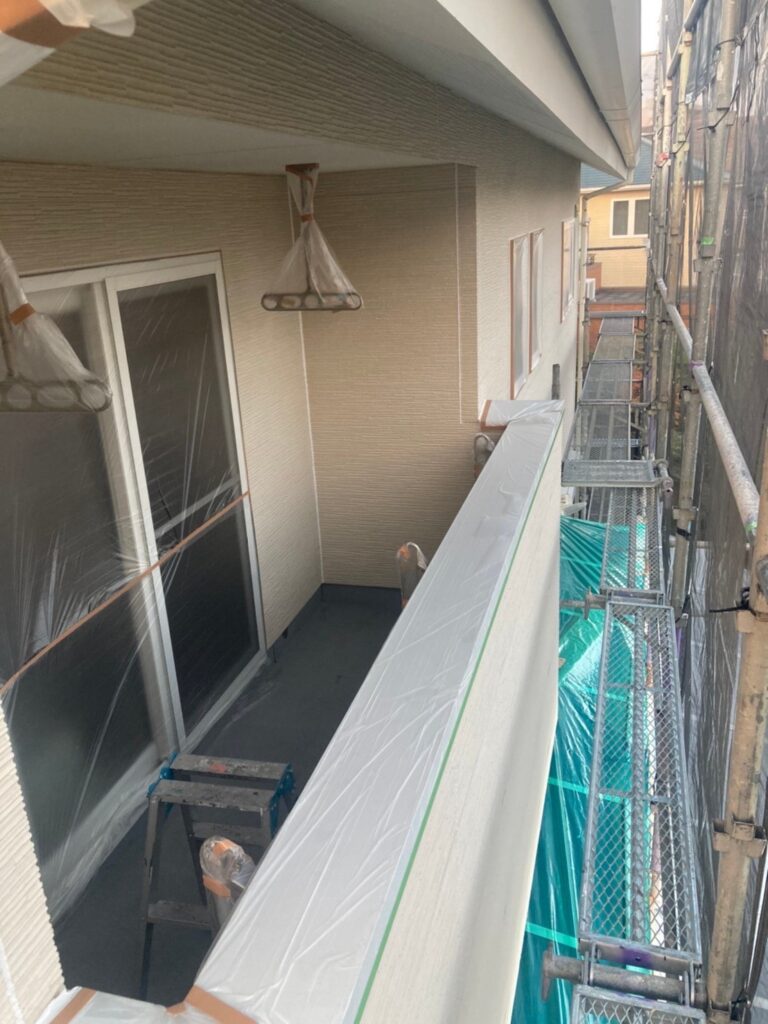 福岡県福岡市城南区 H様邸【住宅塗装】作業工程：各所養生 写真3