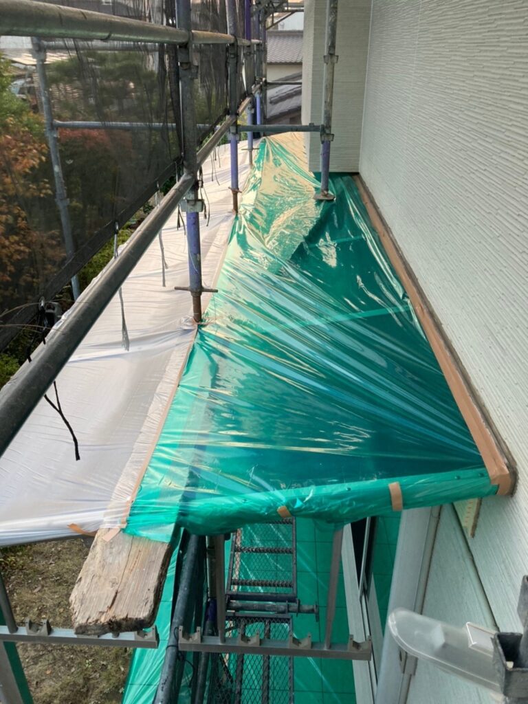 福岡県福岡市城南区 H様邸【住宅塗装】作業工程：各所養生 写真5