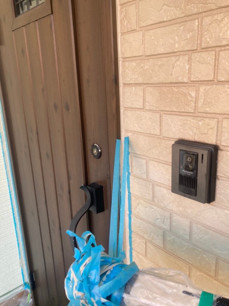 福岡県福岡市城南区 H様邸【住宅塗装】作業工程：仕上げコーキング(後打ち) 写真9