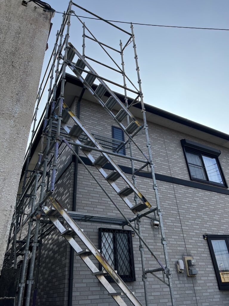 福岡県久留米市 F様邸【住宅塗装】作業工程：足場組立 写真2