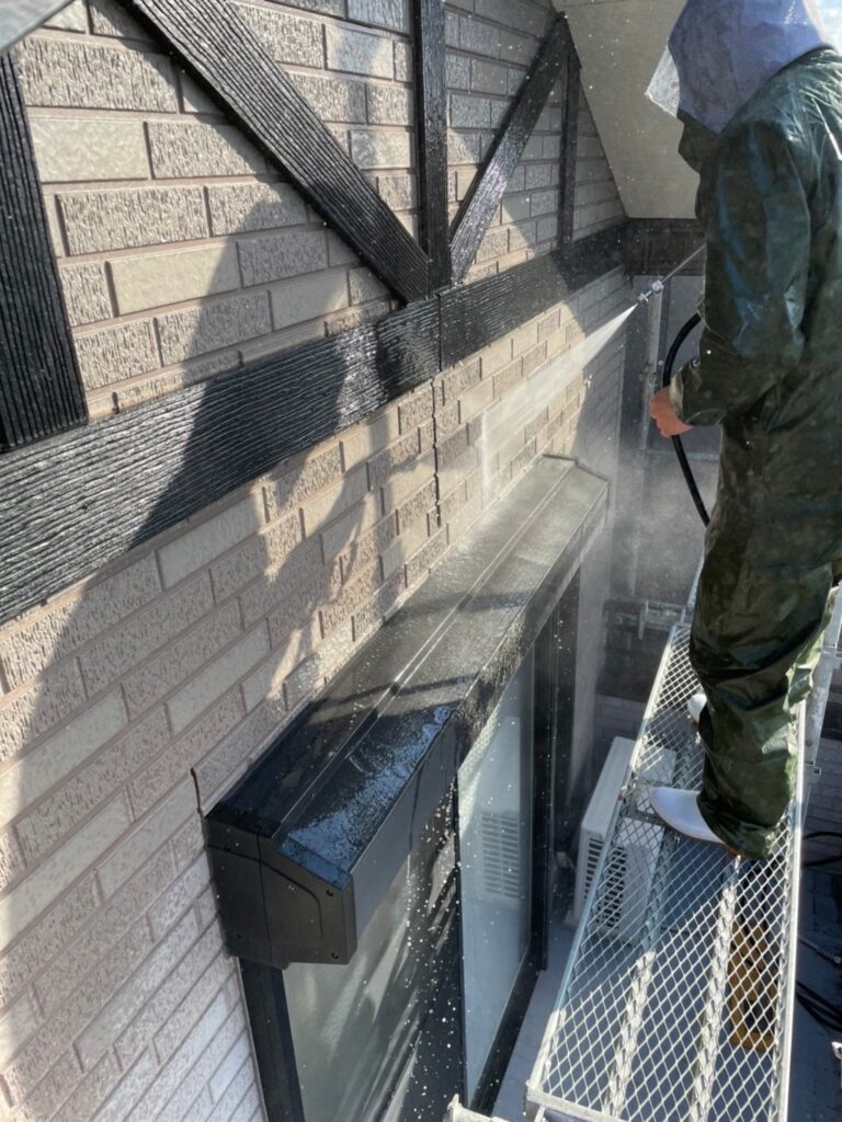 福岡県久留米市 F様邸【住宅塗装】作業工程：高圧洗浄 写真2