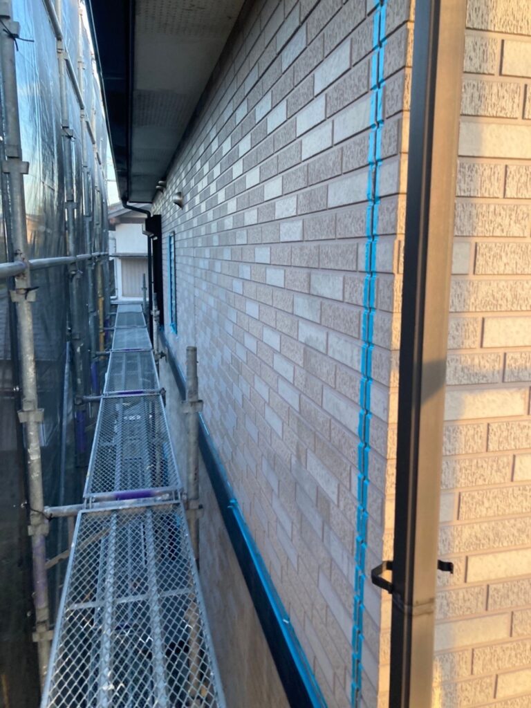 福岡県久留米市 F様邸【住宅塗装】作業工程：コーキング工事 写真8