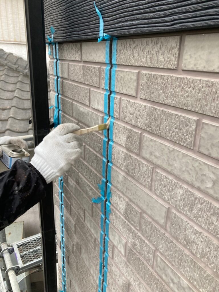 福岡県久留米市 F様邸【住宅塗装】作業工程：コーキング工事 写真13