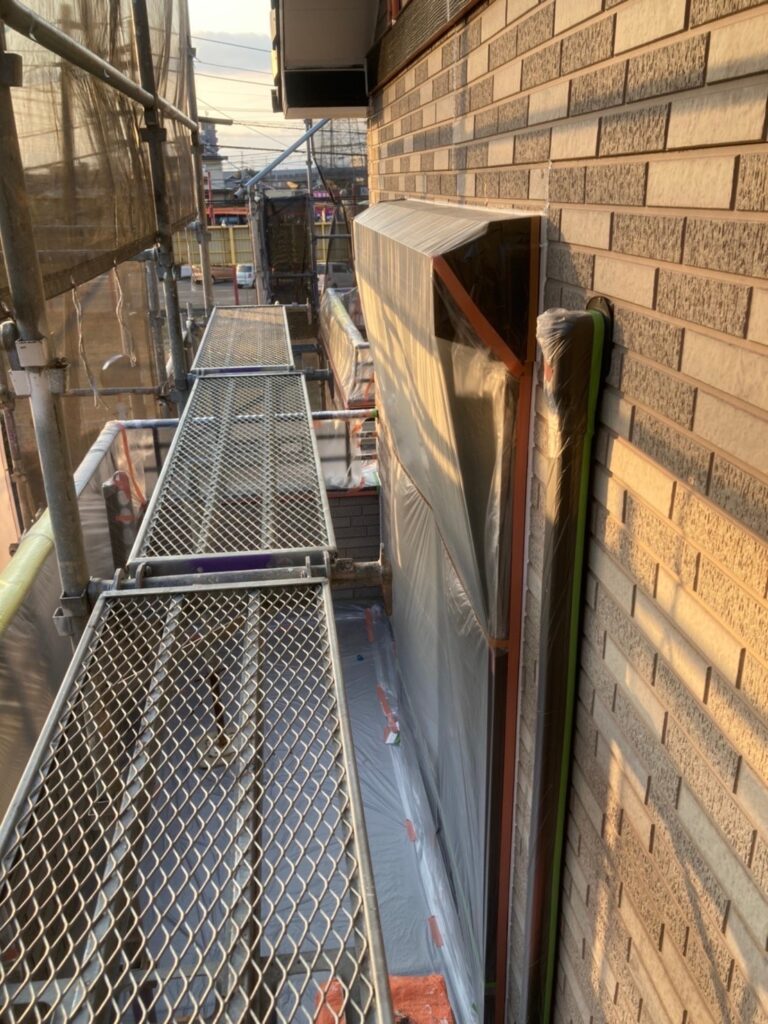 福岡県久留米市 F様邸【住宅塗装】作業工程：各所養生 写真1