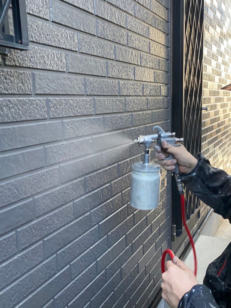 福岡県久留米市 F様邸【住宅塗装】作業工程：光触媒コーティング(屋外) 写真3