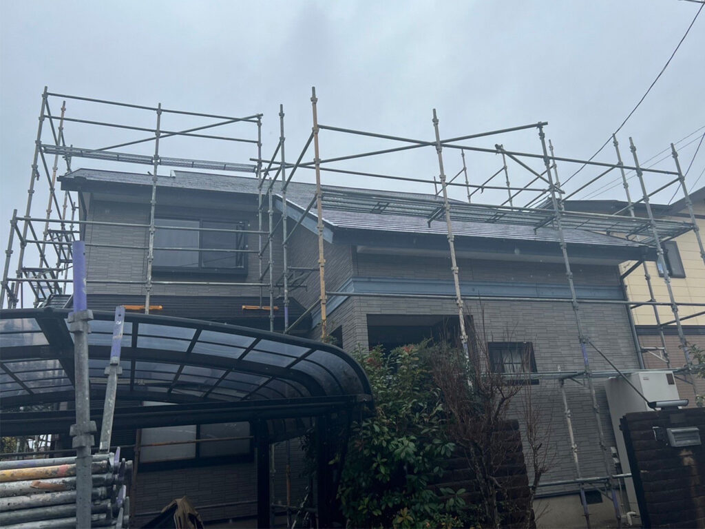 福岡県糟屋郡 N様邸【住宅塗装】作業工程：足場組立 写真1