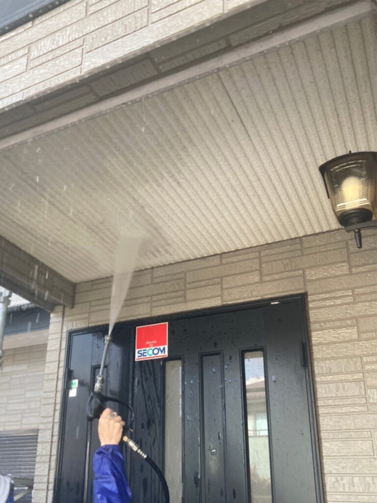 福岡県糟屋郡 N様邸【住宅塗装】作業工程：高圧洗浄 写真11