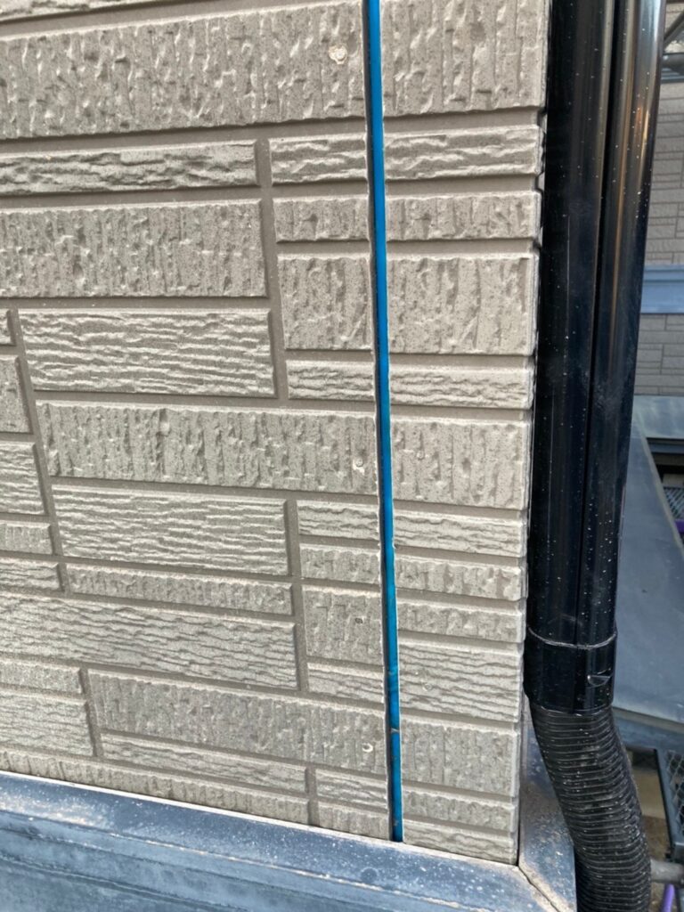 福岡県糟屋郡 N様邸【住宅塗装】作業工程：コーキング工事 写真5