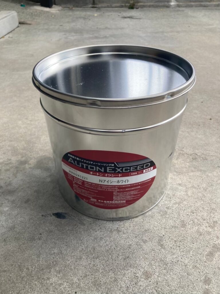 福岡県糟屋郡 N様邸【住宅塗装】作業工程：コーキング工事 写真9