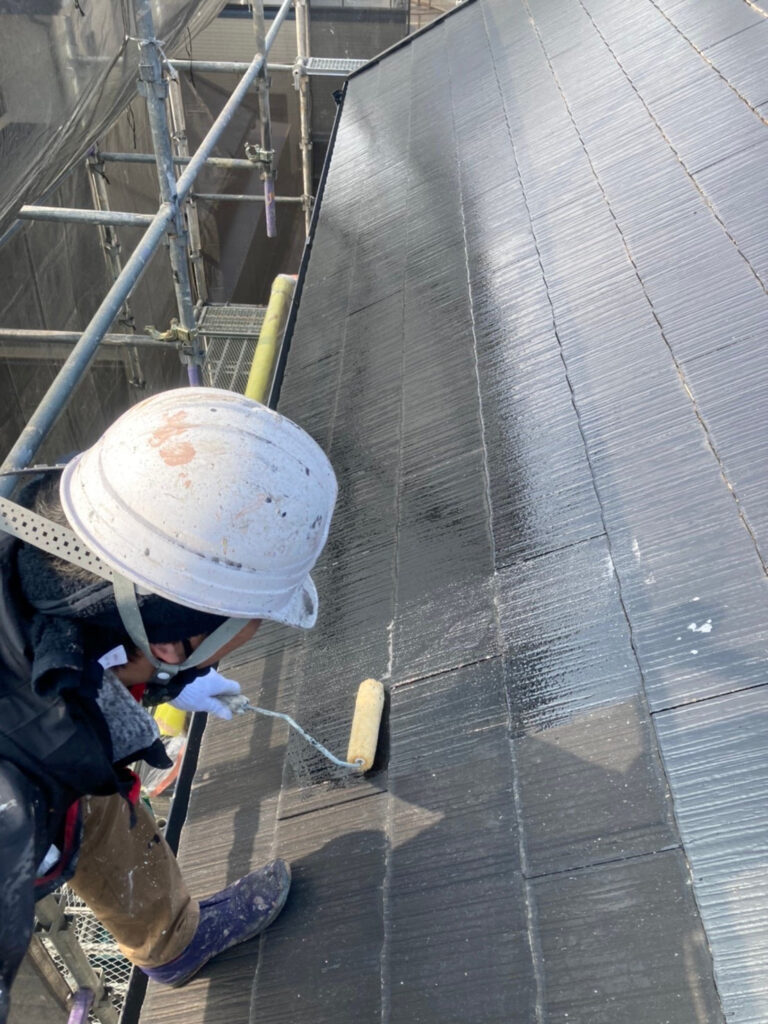 福岡県糟屋郡 N様邸【住宅塗装】作業工程：屋根塗装 写真3