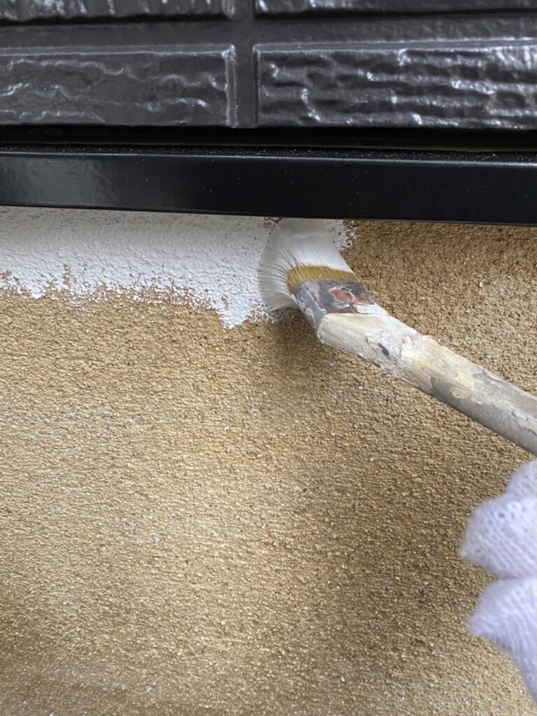 福岡県糟屋郡 N様邸【住宅塗装】作業工程：基礎巾木塗装 写真6