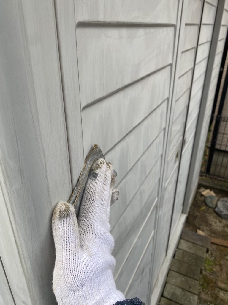 福岡県糟屋郡 N様邸【住宅塗装】作業工程：物置塗装 写真2