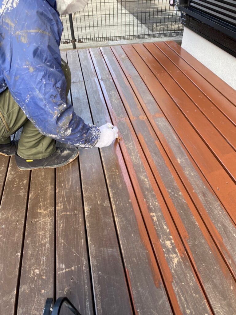 福岡県糟屋郡 N様邸【住宅塗装】作業工程：ウッドデッキ塗装 写真2