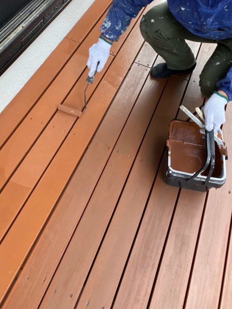 福岡県糟屋郡 N様邸【住宅塗装】作業工程：ウッドデッキ塗装 写真3