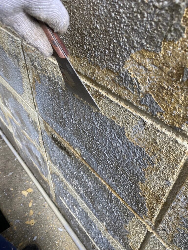 福岡県糟屋郡 N様邸【住宅塗装】作業工程：塀塗装 写真3