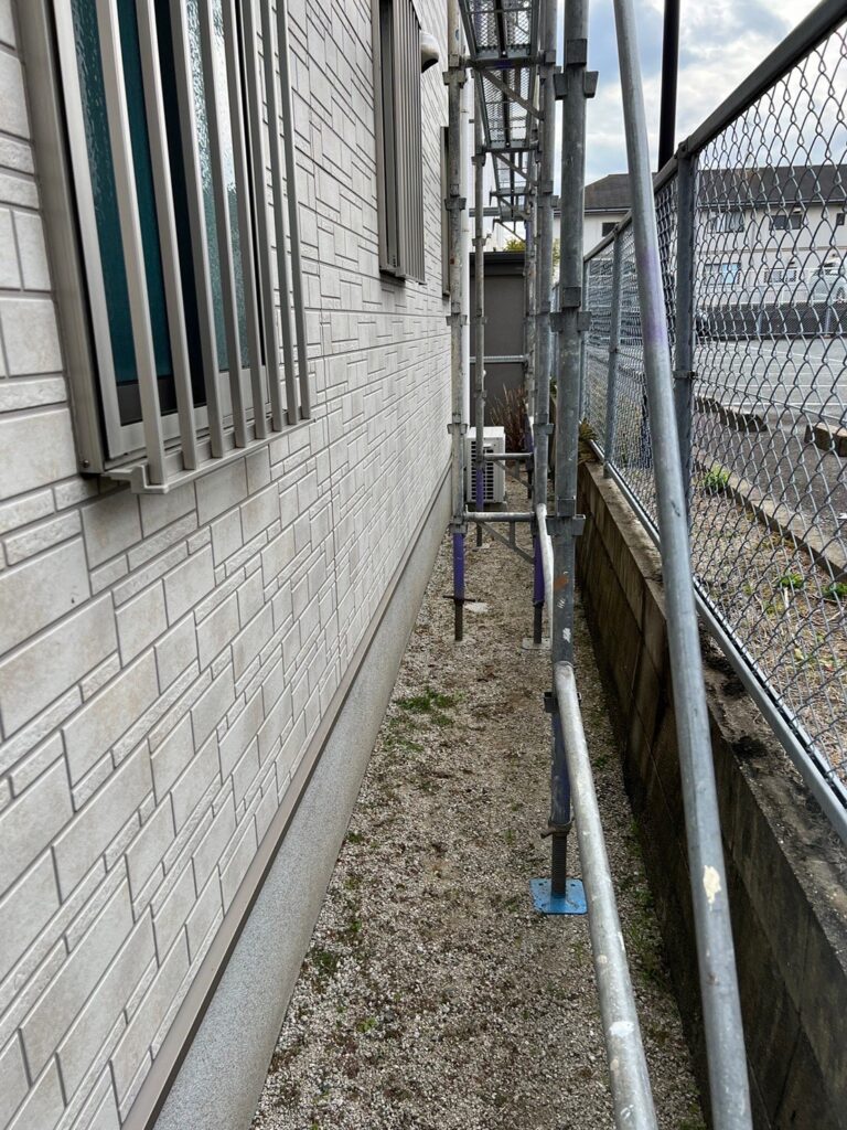 福岡県春日市 H様邸【住宅塗装】足場組立 写真1