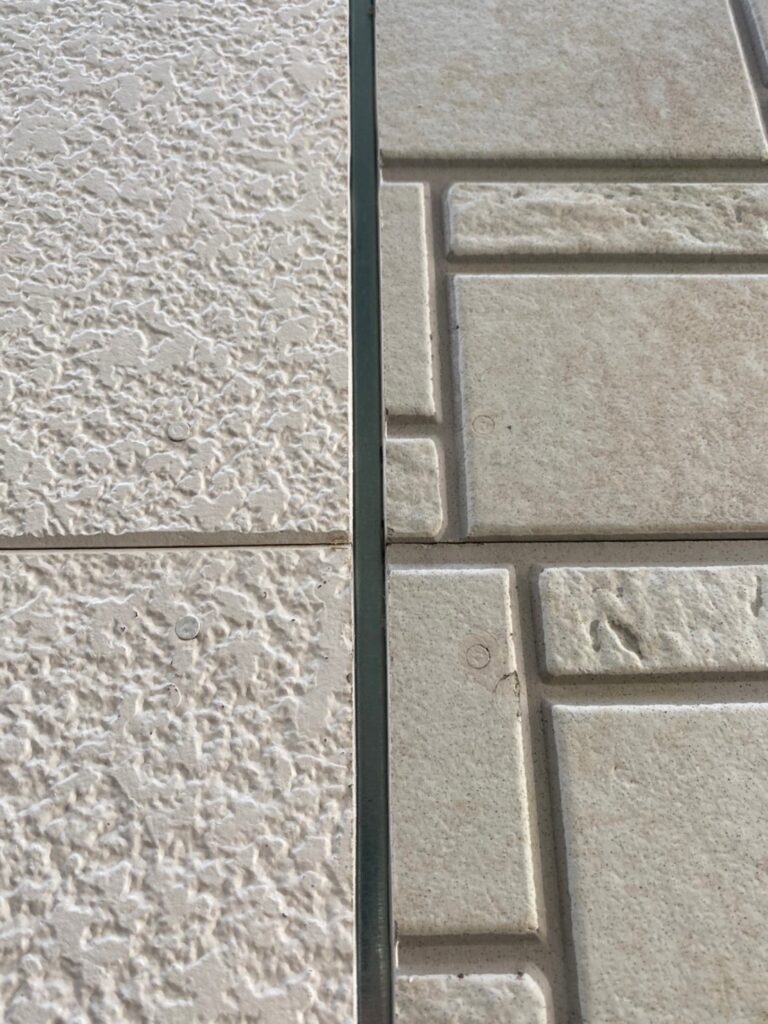 福岡県春日市 H様邸【住宅塗装】コーキング工事 写真2