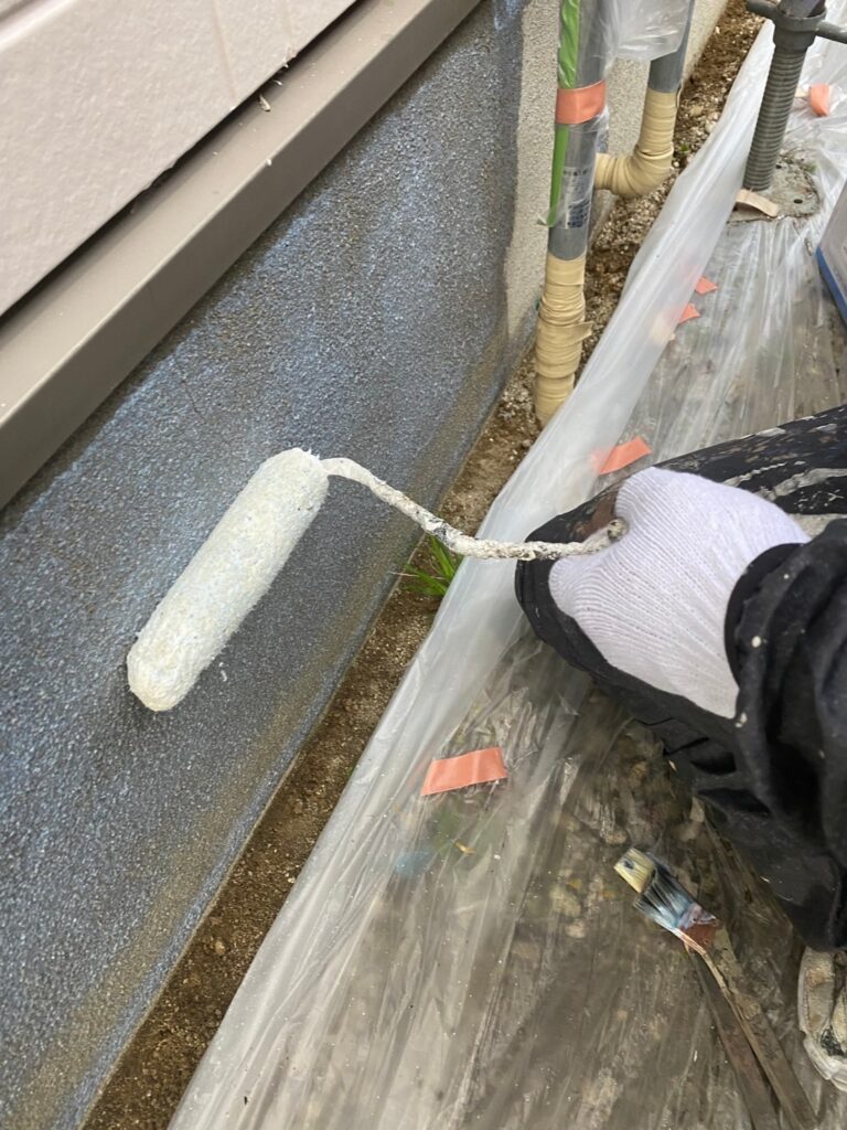 福岡県春日市 H様邸【住宅塗装】基礎巾木塗装 写真2