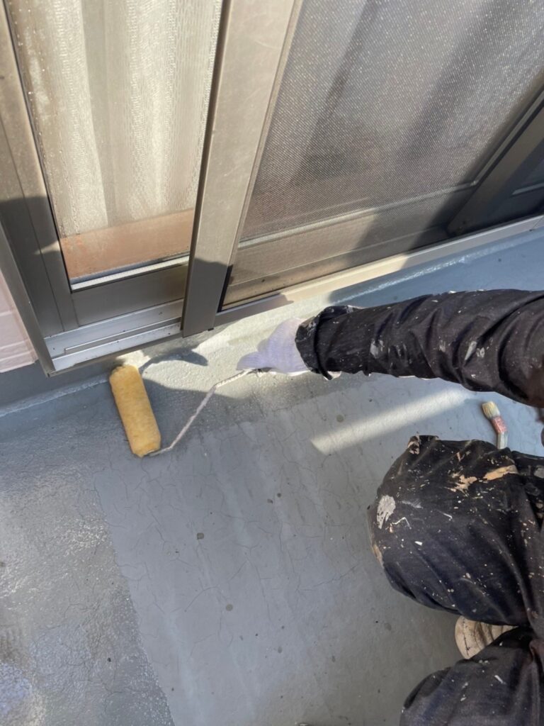 福岡県春日市 H様邸【住宅塗装】ベランダ防水塗装 写真2