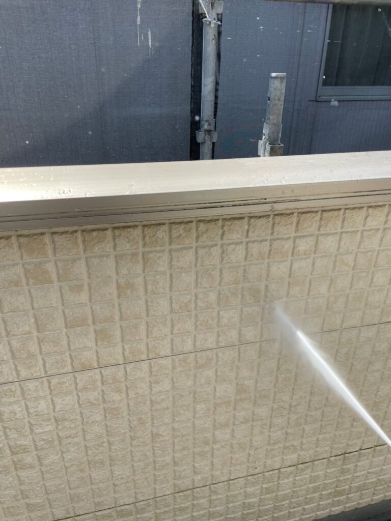 福岡県春日市 A様邸【住宅塗装】高圧洗浄 写真7