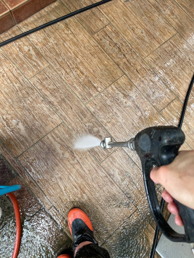 福岡県春日市 A様邸【住宅塗装】高圧洗浄 写真12