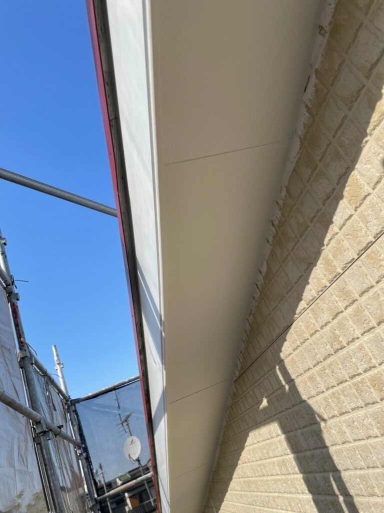 福岡県春日市 A様邸【住宅塗装】軒天塗装 写真4